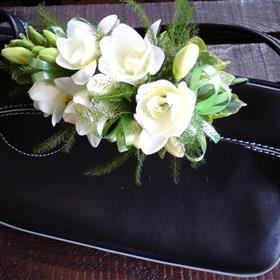 fwthumb21 handbag corsage 25.00.jpg